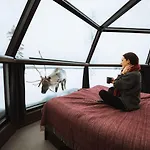 Hotelli Arctic Igloos