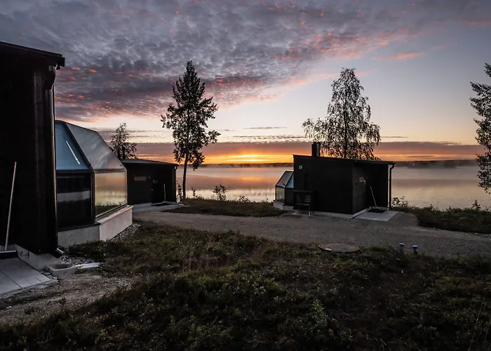 Hotel Arctic Igloos 5*